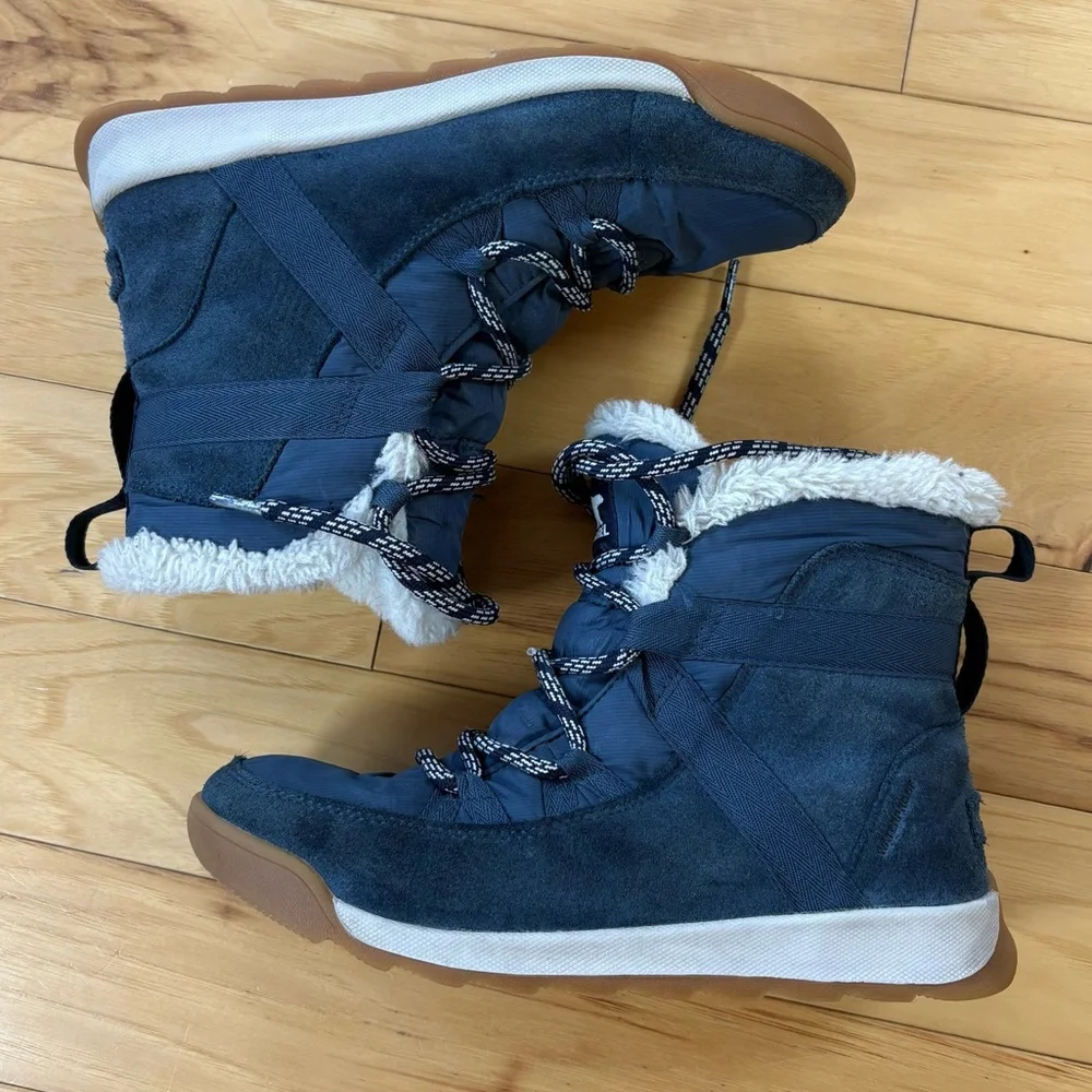 SOREL Whitney Flurry II Snow Boots Womens Sz 7 Navy Waterproof Ankle Bootie